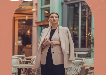 Image for: 11 Classic Fashion Staples That Always Look Elegant