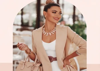 Image for: How to Pick the Right Accessories to Elevate Your Date Outfit